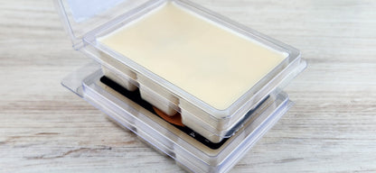 clamshell wax melts opened packaging