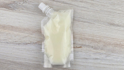 squeezable wax melt pouch back laying flat