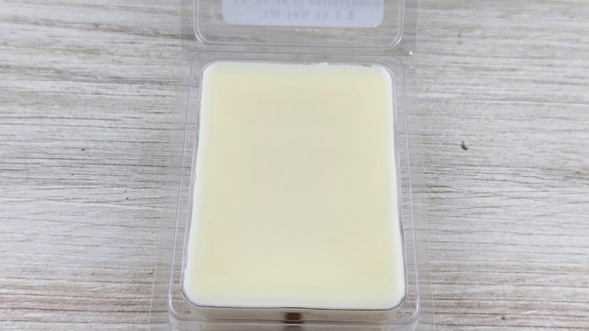 close up of clamshell wax melt
