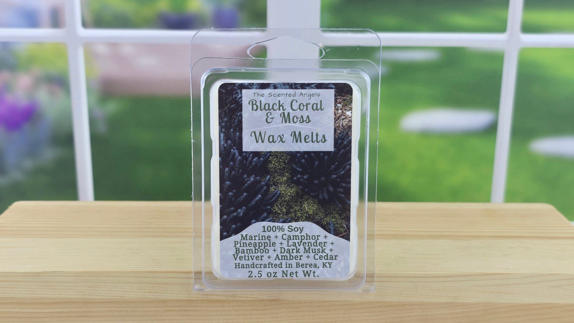 Black Coral and moss clamshell wax melt