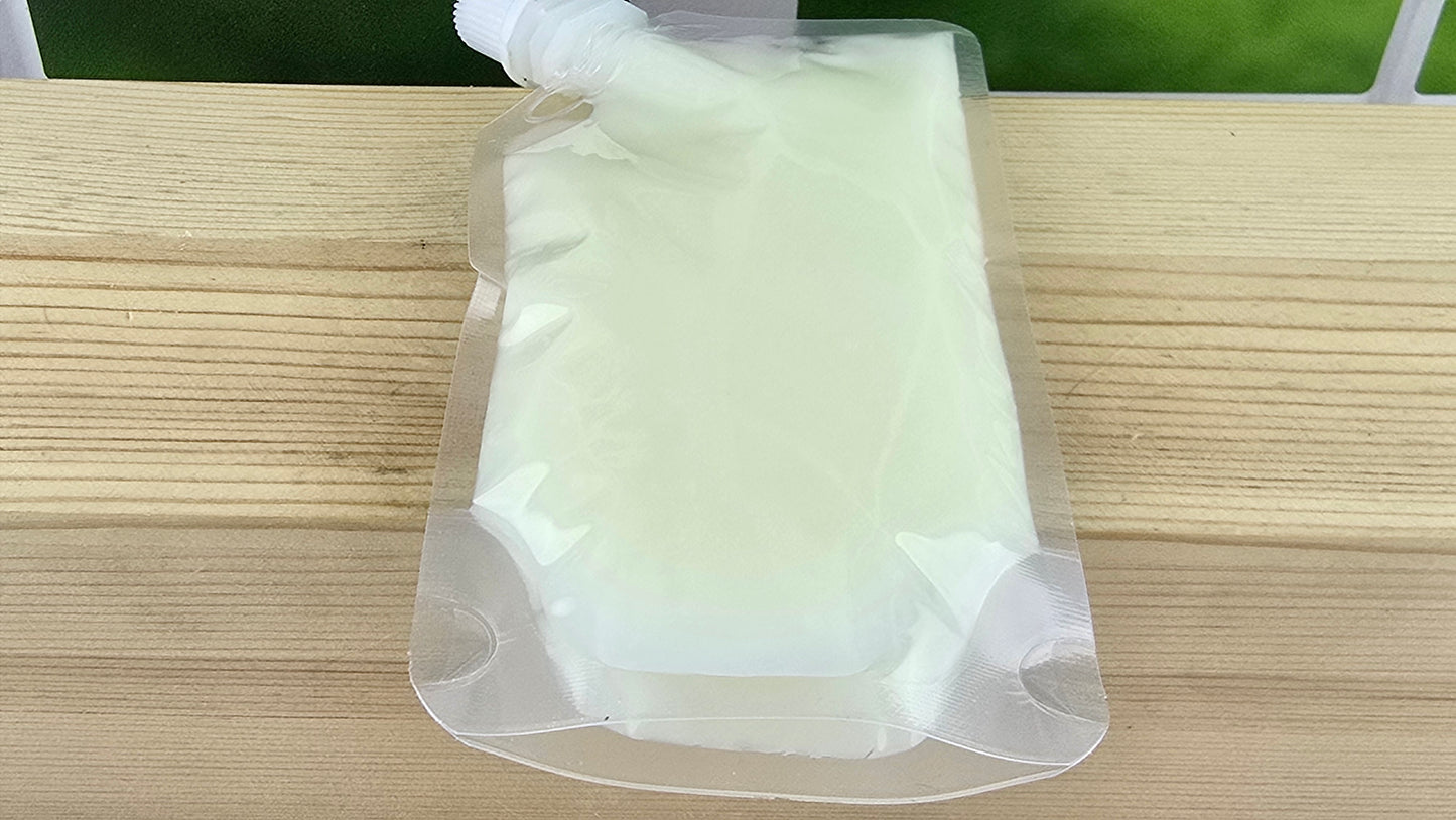 back of squeezable wax melt