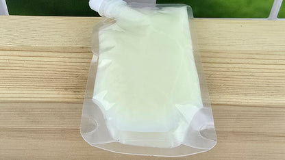 back of squeezable wax melt