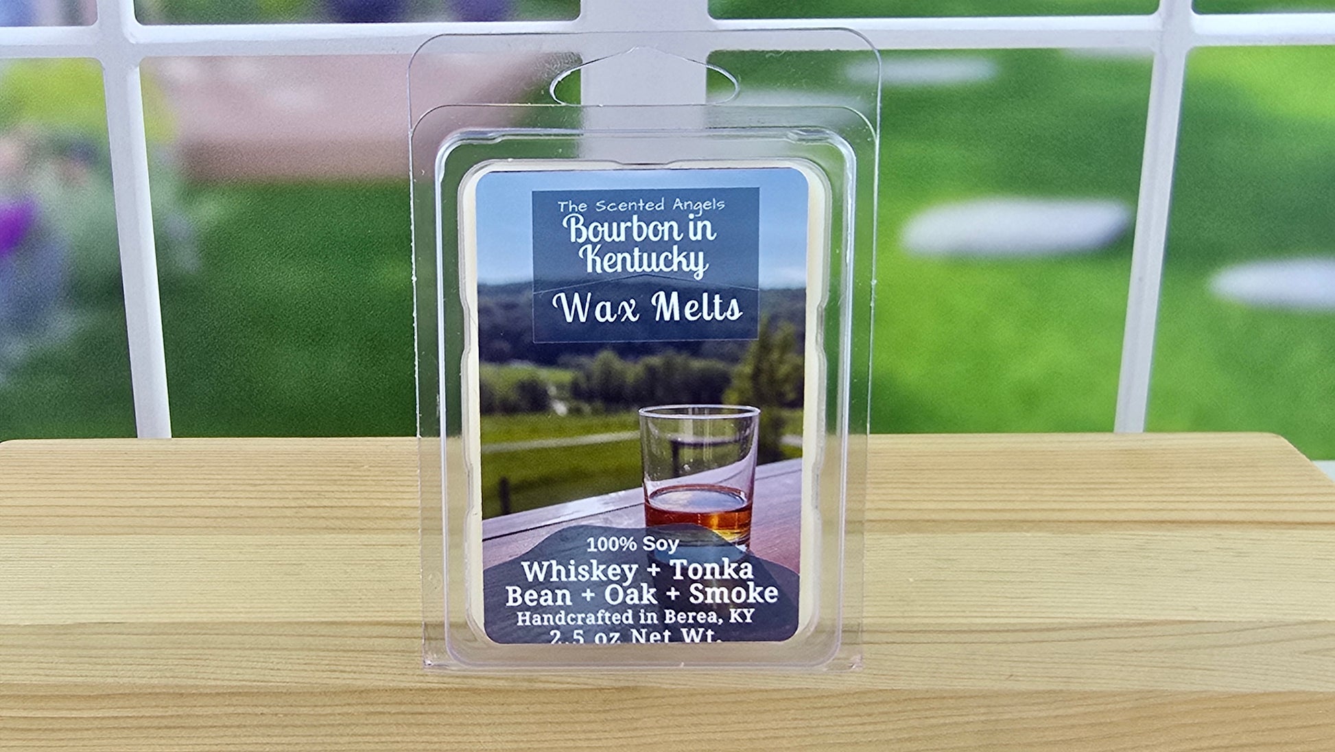 Bourbon in KY wax melts handmade by The Scented Angels – whiskey oak and smoke fragrance
