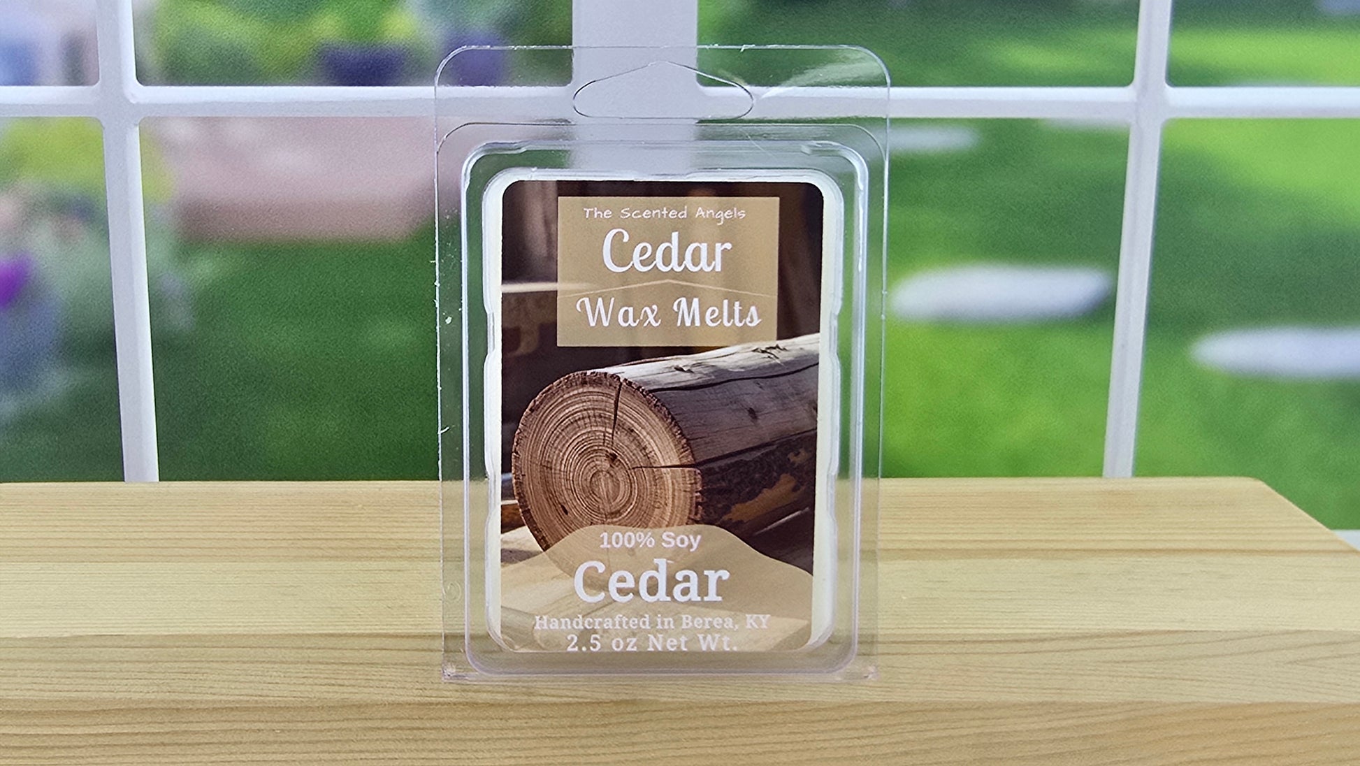 cedar scented clamshell wax melts