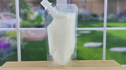 back of squeezable wax melt pouch