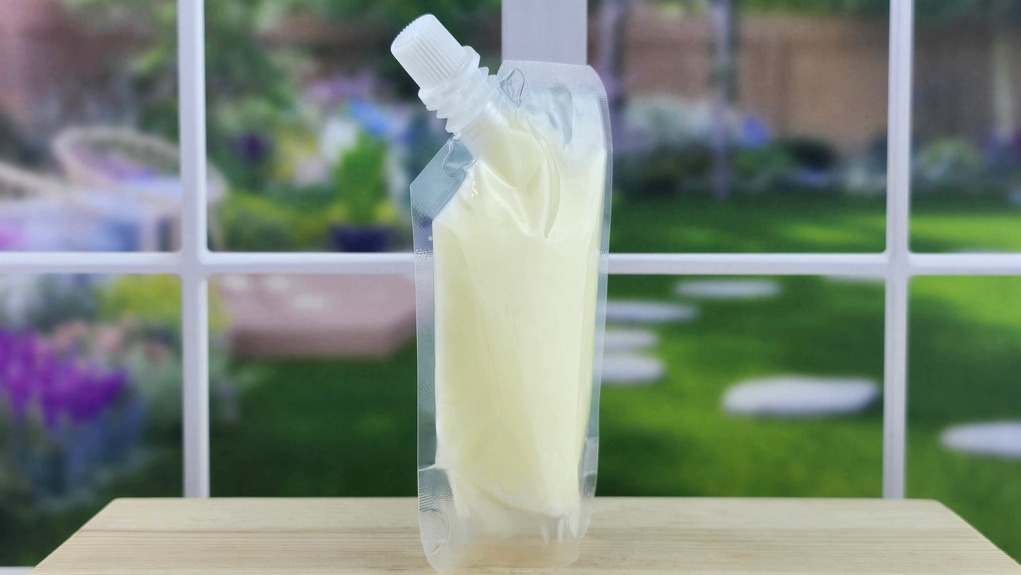 back view of squeezable coconut vanilla wax melt pouch