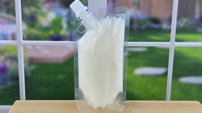 Falling in Love Soy Wax Melts (Clamshells & Squeezable Wax)