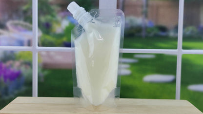 squeezable wax melt pouch back