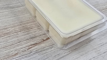 close up of clamshell wax melt opened package