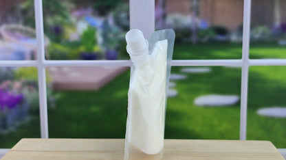 Squeezable wax melt pouch back view
