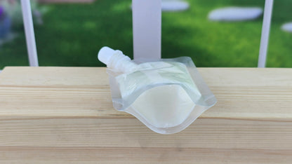 squeezable wax melt pouch laying down