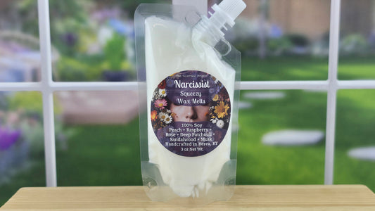 Narcissist squeezable wax melts handmade by The Scented Angels – bold peach floral amber fragrance
