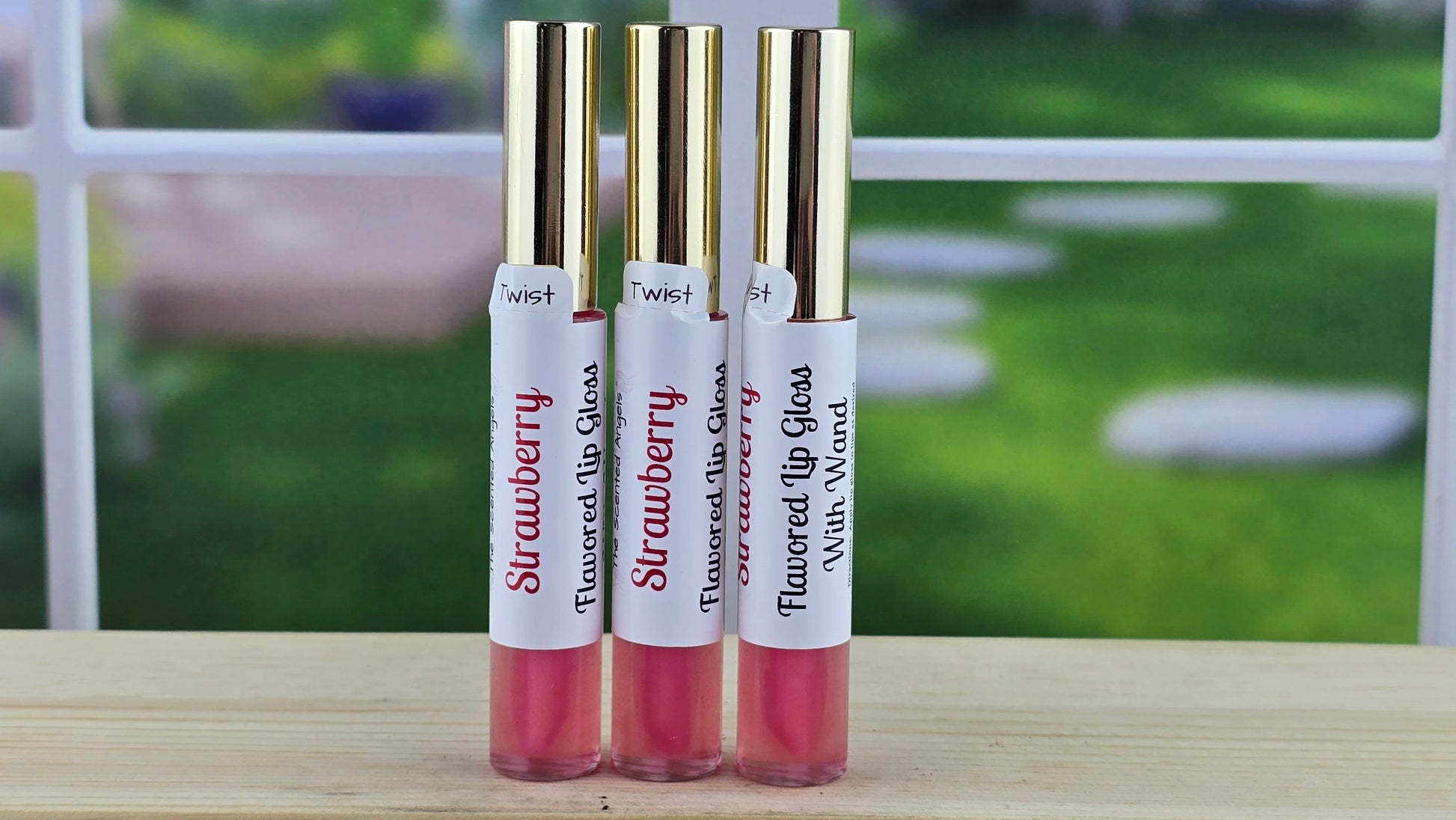 Strawberry flavored lip loss triple