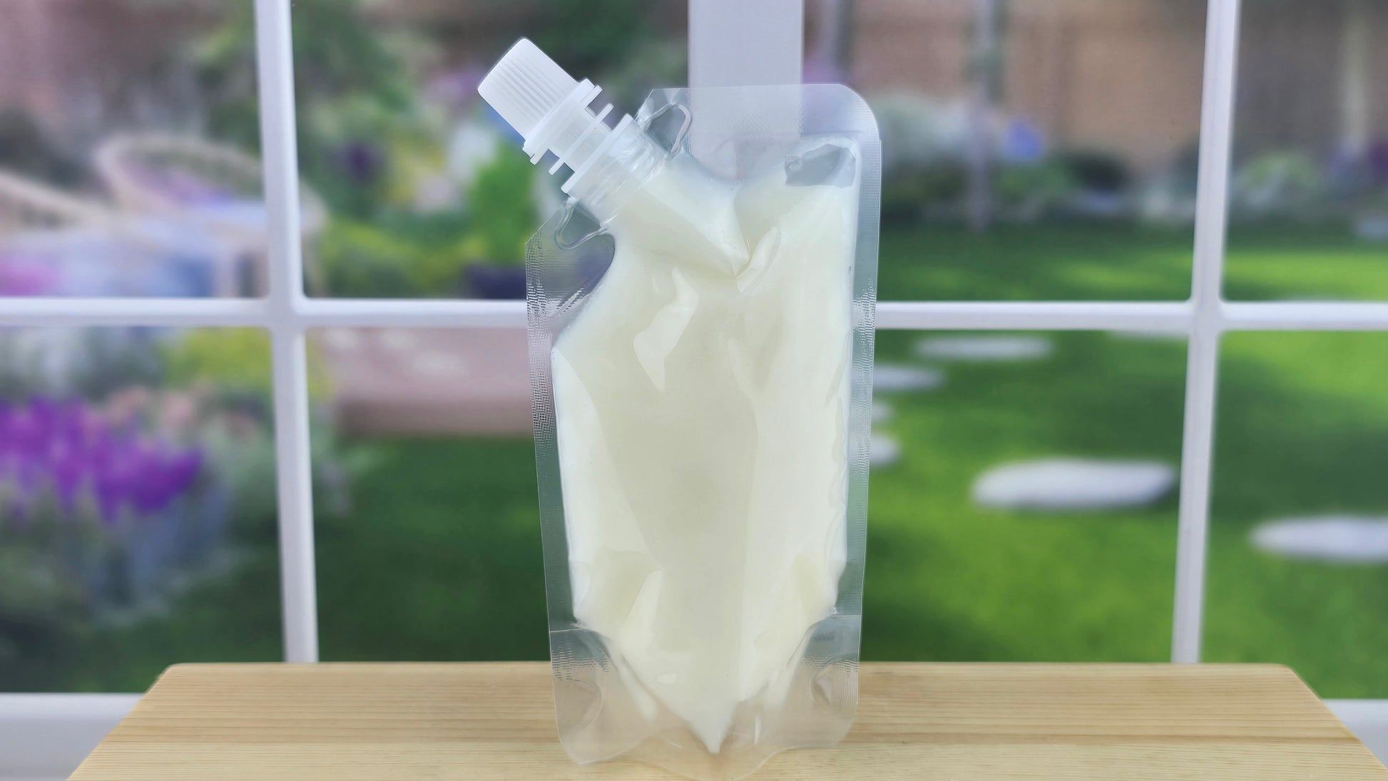 Vanilla Almond wax melts handmade by The Scented Angels – warm creamy almond vanilla fragrance