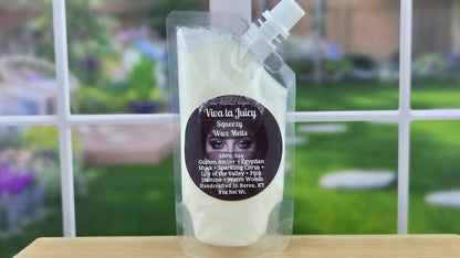 Viva La Juicy wax melts handmade by The Scented Angels – feminine peach floral fragrance