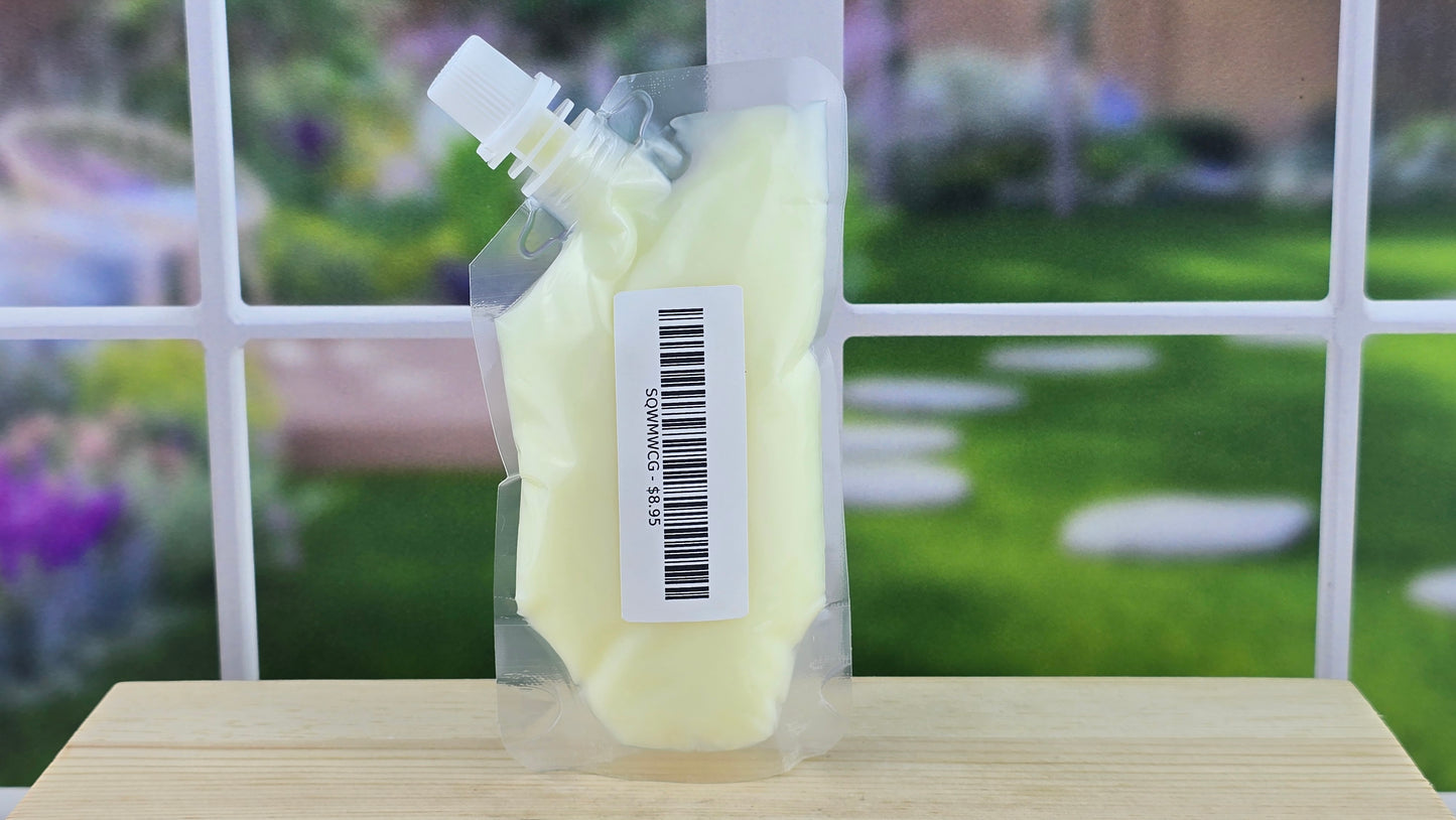 back of squeezable wax melt pouch