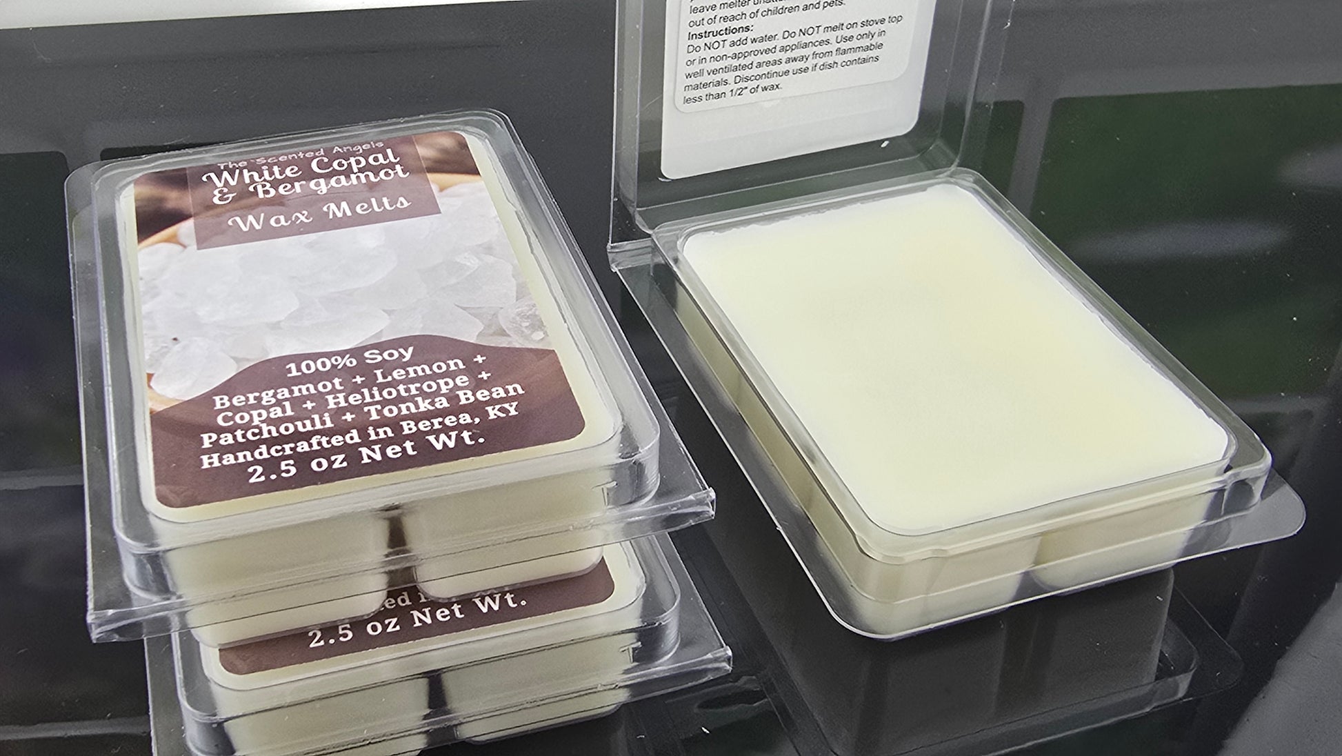 White Copal and Bergamot wax melts handmade by The Scented Angels – fresh citrus and copal fragrance