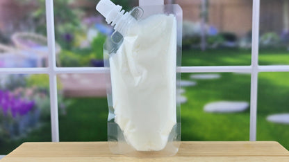 Wicked Vanilla Woods wax melts handmade by The Scented Angels – vanilla caramel woodsy fragrance