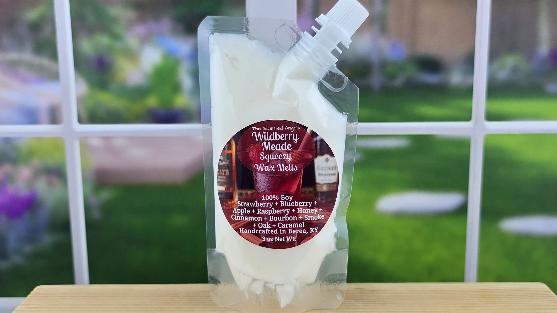 Wildberry Mead wax melts handmade by The Scented Angels – berry honey bourbon fragrance